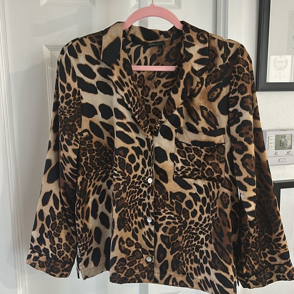 Natori Luxe Leopard Pajama Top, RTR - Picture 6 of 11